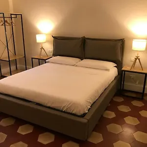 Palazzo Pignatelli Guest house