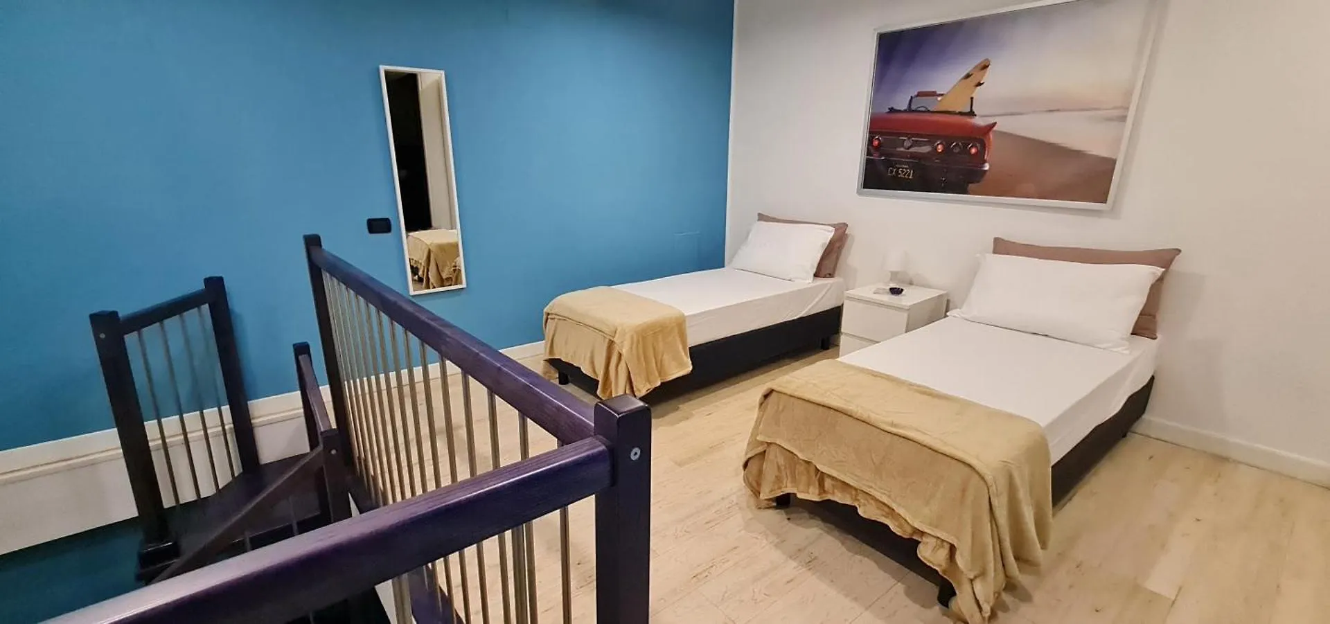 152Room Naples